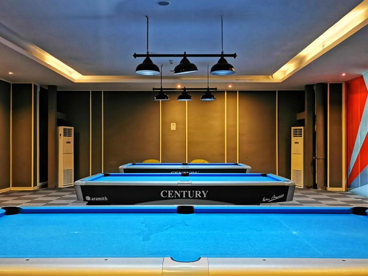 Yussy 2 Bedroom Sea View Condo At R&F Princess Cove Johor Bahru Exterior photo